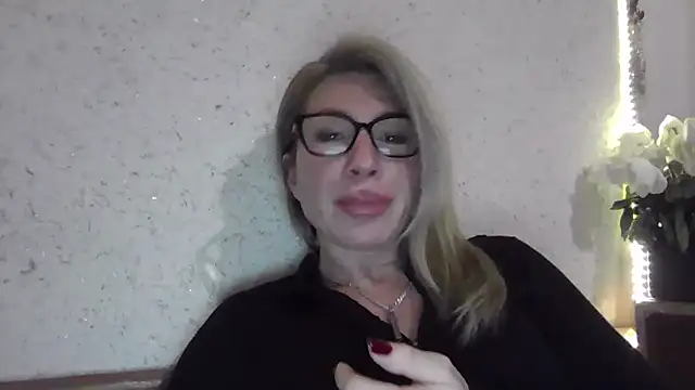 fox red lady7 online show from 02/03/26, 06:57