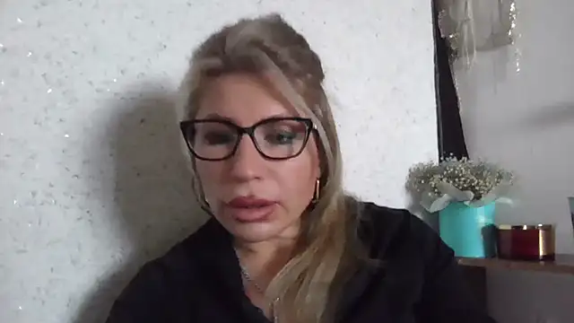 fox red lady7 online show from 01/16/26, 10:41