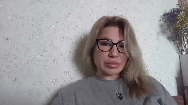 fox red lady7 online show from 03/07/26, 07:15