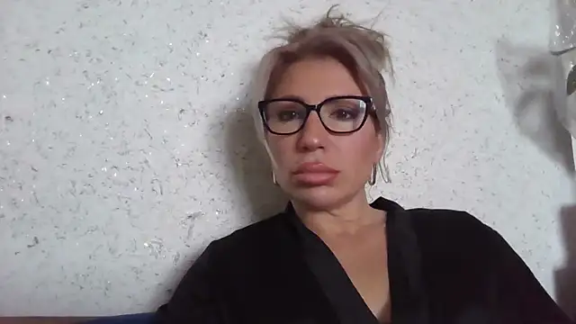 fox red lady7 online show from 04/05/26, 08:32