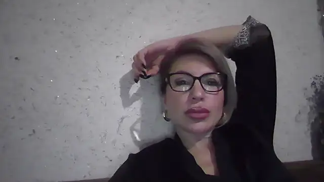 fox red lady7 online show from 03/13/26, 07:52