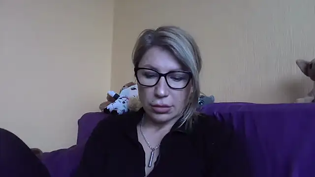 fox red lady7 online show from 02/06/26, 10:00