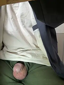 sonwmelt1 online show from 04/13/26, 07:12