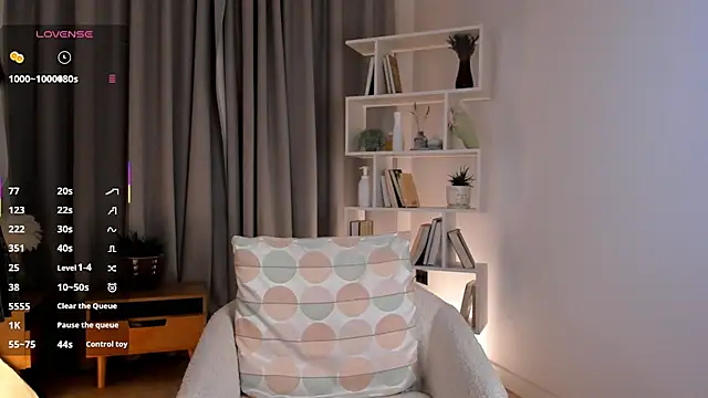 UdelaDodson online show from 12/05/25, 01:16