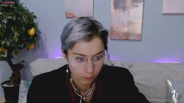 SophieAsh online show from 09/30/25, 07:03