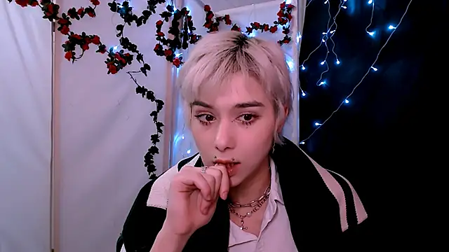 SophieAsh online show from 01/14/26, 07:17
