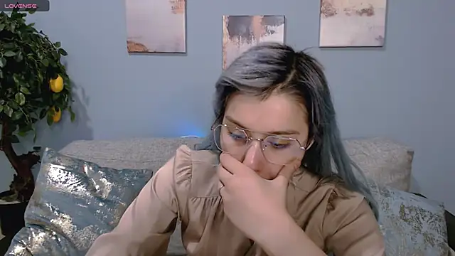 SophieAsh online show from 10/02/25, 07:12