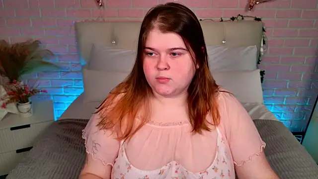 Mia Ray online show from 12/03/25, 05:56