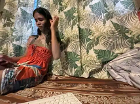 Snapshot of asya_chris chatting on 06/10/26, 09:43 asya chris online show from 06/10/26, 09:43