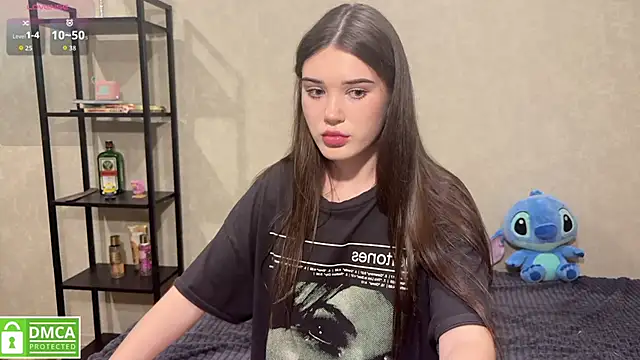 MollyBaby online show from 10/29/25, 04:39