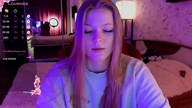 Snapshot of Jenny_Skinner20 chatting on 10/17/25, 02:30 Jenny Skinner20 online show from 10/17/25, 02:30