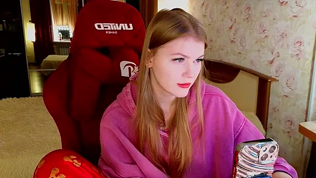 Jenny Skinner20 online show from 11/27/25, 05:02