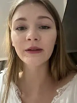 Jenny Skinner20 online show from 05/14/26, 06:16
