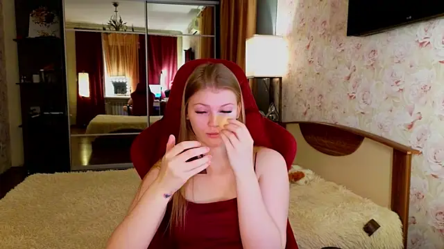 Jenny Skinner20 online show from 11/26/25, 06:41