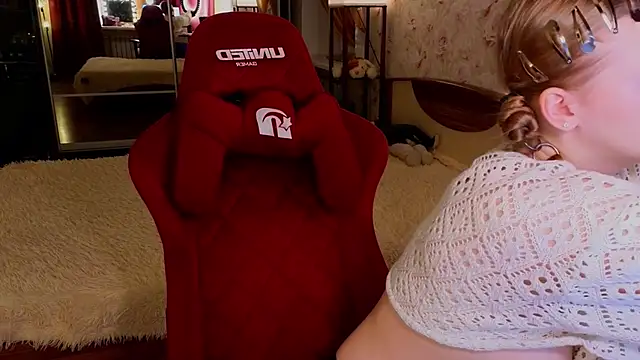 Jenny Skinner20 online show from 12/19/25, 07:27