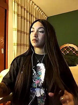 FallsForHerSmile online show from 03/22/26, 09:00