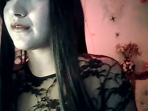 FallsForHerSmile online show from 11/02/25, 03:11