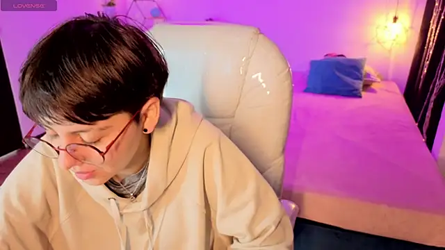 Nathaly ds online show from 11/08/25, 07:45