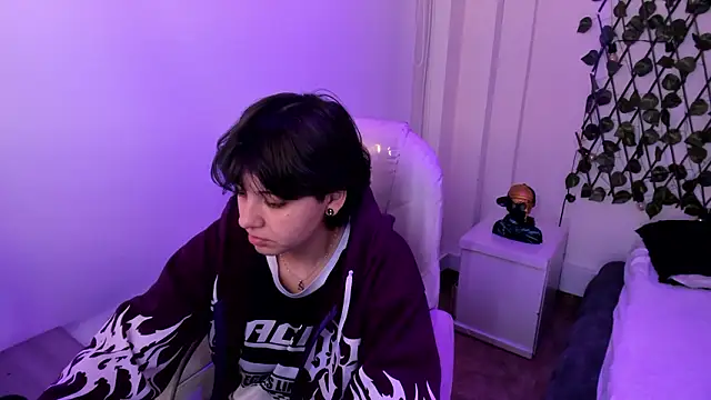 Nathaly ds online show from 02/15/26, 11:42