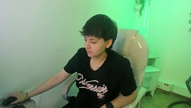 Nathaly ds online show from 04/16/26, 03:57