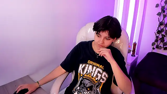 Nathaly ds online show from 02/18/26, 07:32