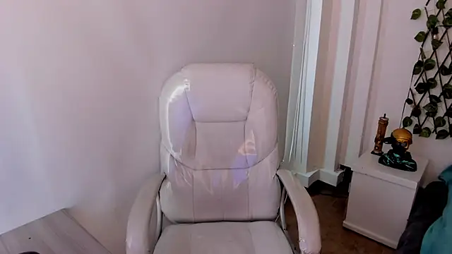 Nathaly ds online show from 01/14/26, 07:17