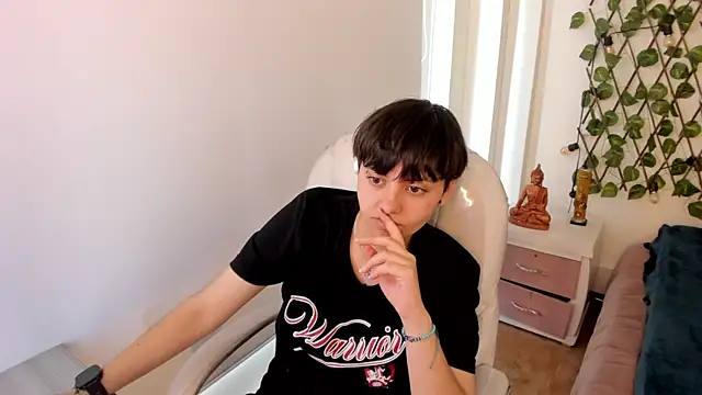 Nathaly ds online show from 11/20/25, 07:14