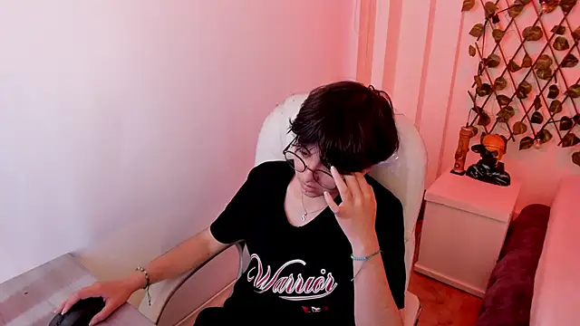 Nathaly ds online show from 12/13/25, 08:04