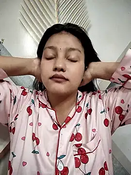 Snapshot of Dipali143143 chatting on 05/15/26, 07:06 Dipali143143 online show from 05/15/26, 07:06