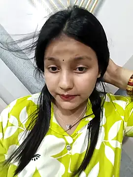 Snapshot of Dipali143143 chatting on 04/18/26, 07:07 Dipali143143 online show from 04/18/26, 07:07