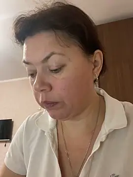 Kiravix online show from 11/27/25, 08:15