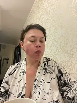 Kiravix online show from 10/05/25, 04:53