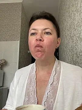 Kiravix online show from 04/13/26, 06:50