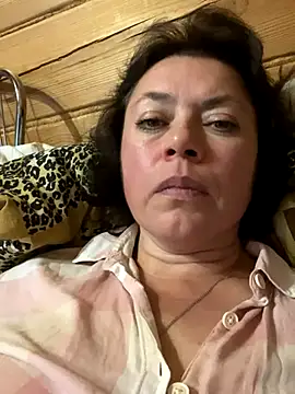 Kiravix online show from 10/31/25, 07:21