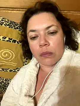 Kiravix online show from 09/27/25, 08:26