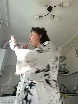 Kiravix online show from 10/02/25, 05:44