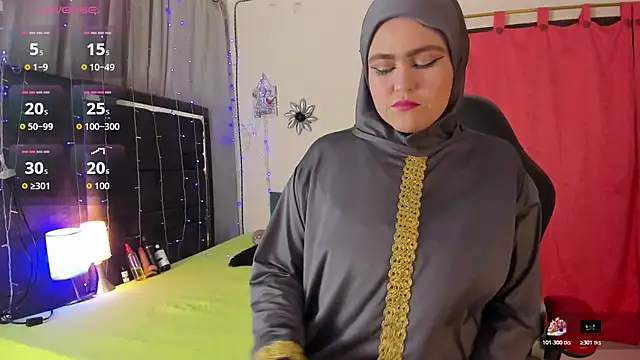 Snapshot of MarianFadel chatting on 11/01/25, 12:32 MarianFadel online show from 11/01/25, 12:32