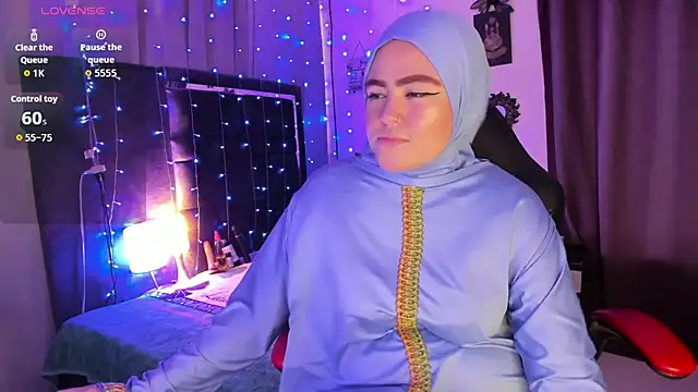 Snapshot of MarianFadel chatting on 11/04/25, 12:31 MarianFadel online show from 11/04/25, 12:31