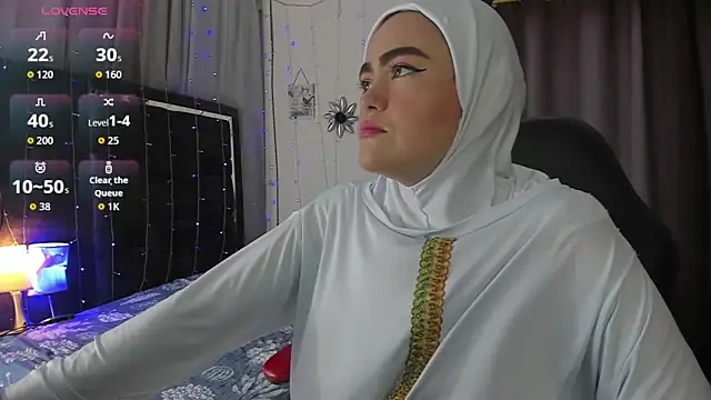 Snapshot of MarianFadel chatting on 11/20/25, 12:28 MarianFadel online show from 11/20/25, 12:28