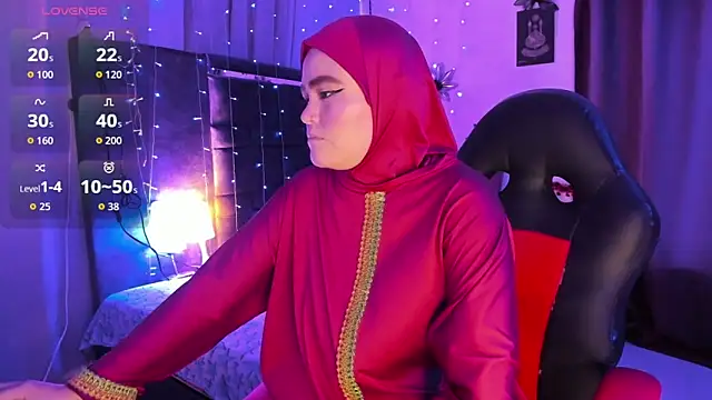 Snapshot of MarianFadel chatting on 11/06/25, 12:31 MarianFadel online show from 11/06/25, 12:31