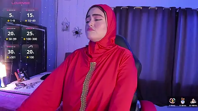 Snapshot of MarianFadel chatting on 11/28/25, 12:38 MarianFadel online show from 11/28/25, 12:38