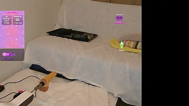 Ozge-SluttyScream69 online show from 02/14/26, 11:05