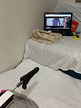 Ozge-SluttyScream69 online show from 03/23/26, 11:37