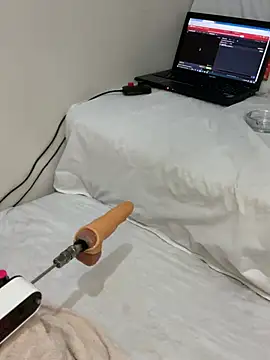 Ozge-SluttyScream69 online show from 07/02/26, 09:21