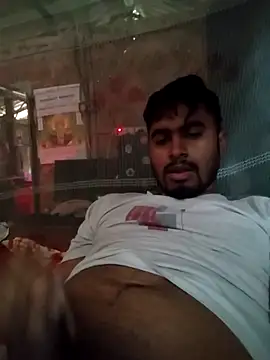 Snapshot of Rohit4500 chatting on 12/21/25, 02:57 Rohit4500 online show from 12/21/25, 02:57