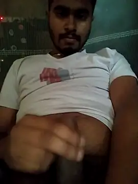 Snapshot of Rohit4500 chatting on 12/22/25, 03:17 Rohit4500 online show from 12/22/25, 03:17