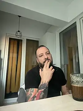 DavidMaros online show from 10/31/25, 05:15