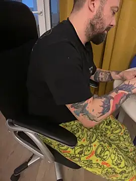 DavidMaros online show from 11/30/25, 05:41