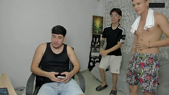 Snapshot of maxxis_eli chatting on 11/03/25, 04:39 maxxis eli online show from 11/03/25, 04:39