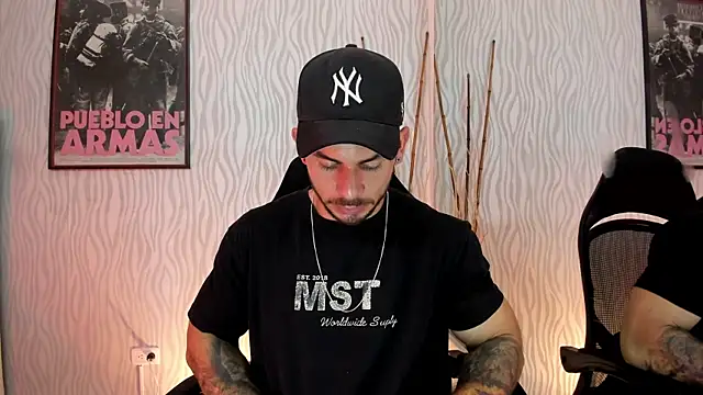 Snapshot of dylan_jacobx chatting on 01/07/26, 03:17 dylan jacobx online show from 01/07/26, 03:17